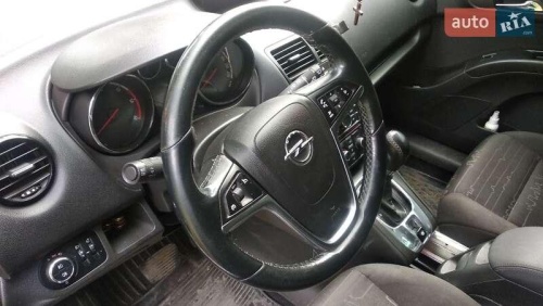 Opel Meriva 2010