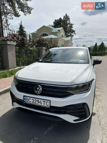 Volkswagen Tiguan 2021
