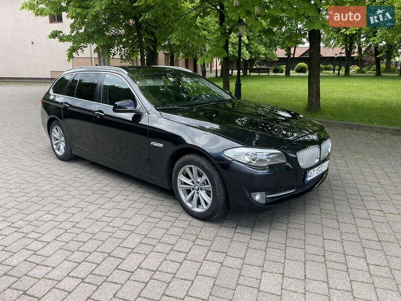 BMW 5 Series 2011