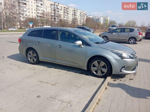Toyota Avensis 2014
