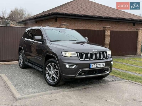 Jeep Grand Cherokee 2021