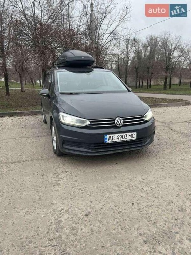 Volkswagen Touran 2016