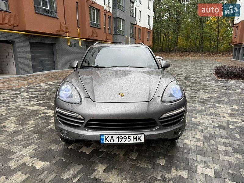 Porsche Cayenne 2012