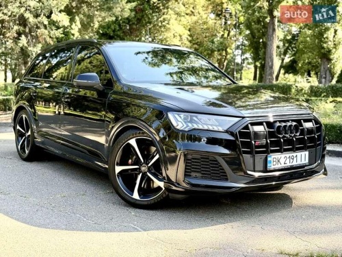 Audi SQ7 2023
