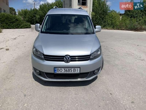 Volkswagen Caddy 2011