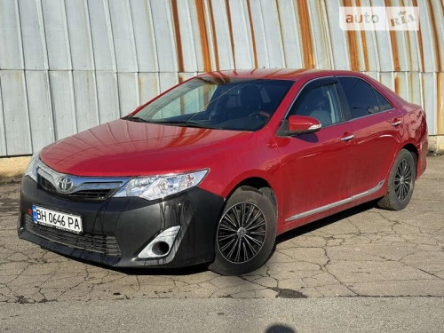 Toyota Camry 2015