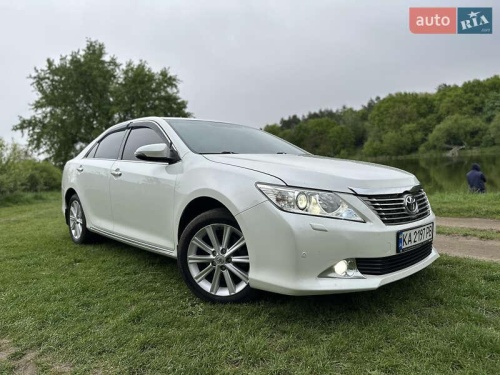 Toyota Camry 2013