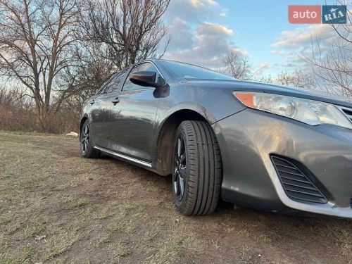 Toyota Camry 2014