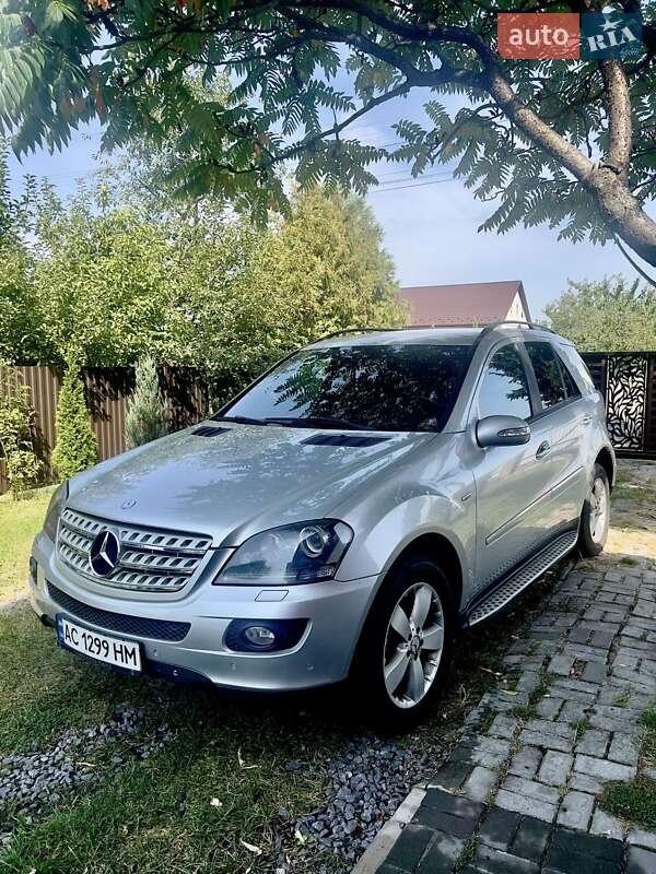 Mercedes-Benz M-Class 2008