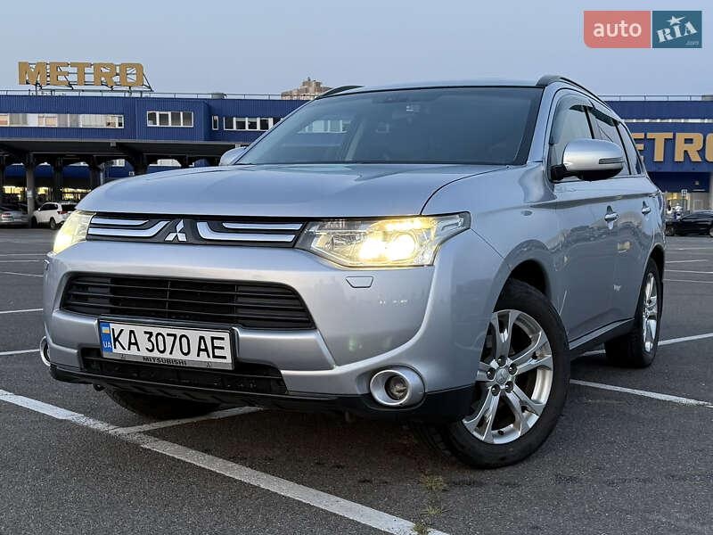 Mitsubishi Outlander 2013