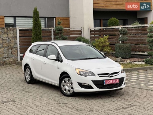 Opel Astra 2013