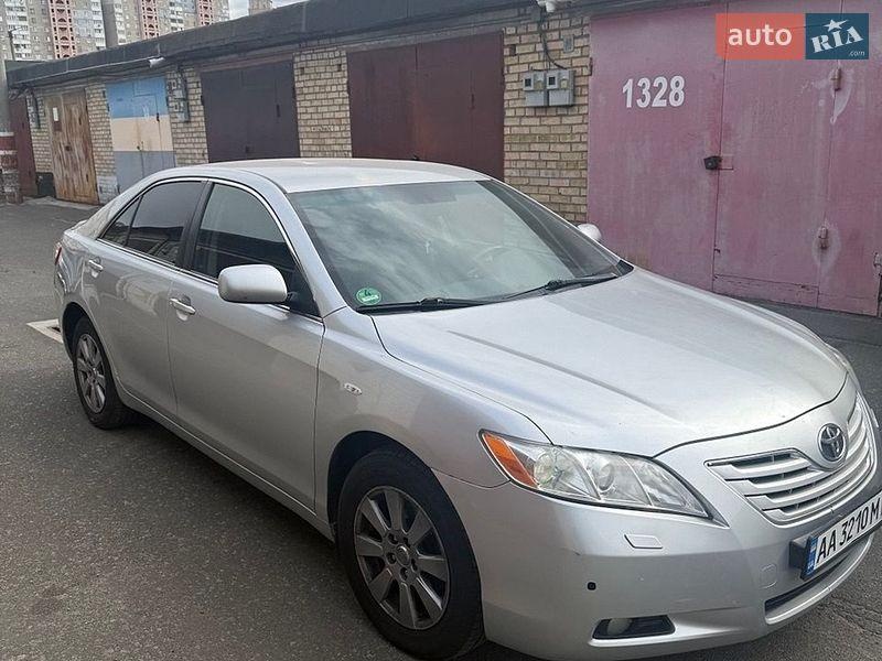 Toyota Camry 2008