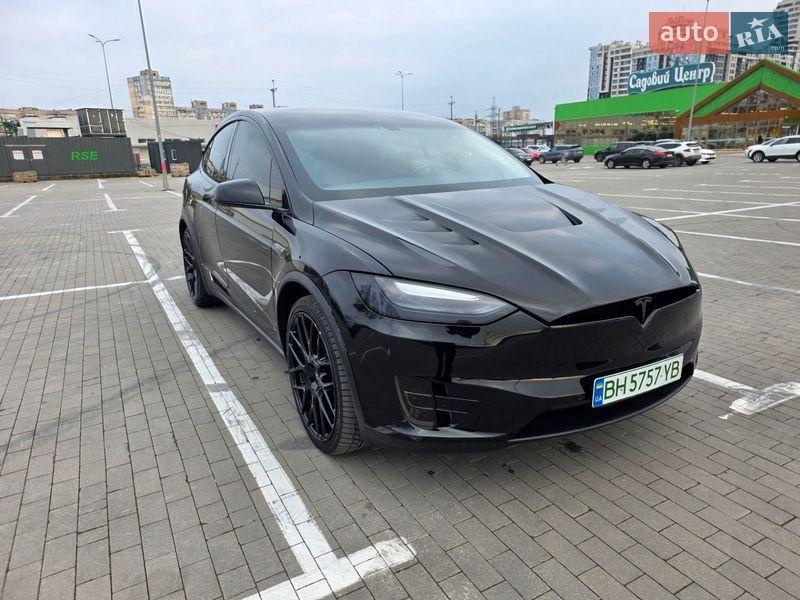 Tesla Model X 2016