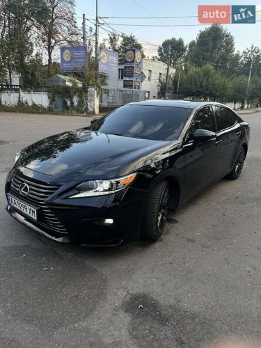 Lexus ES 2016