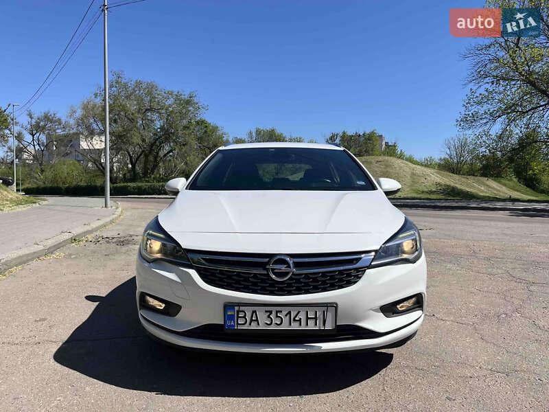 Opel Astra 2019