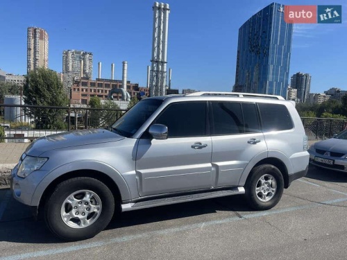 Mitsubishi Pajero 2008