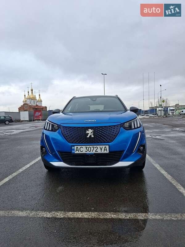 Peugeot e-2008 2022