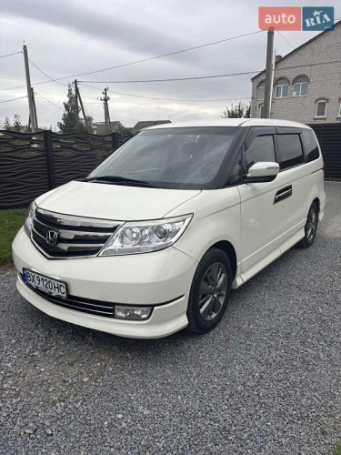 Honda Elysion 2011