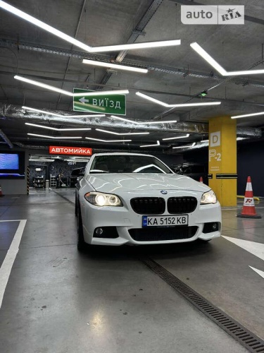 BMW 5 Series 2012
