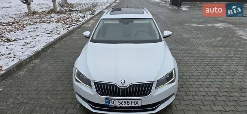 Skoda Superb 2016