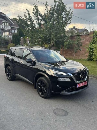 Nissan Rogue 2020
