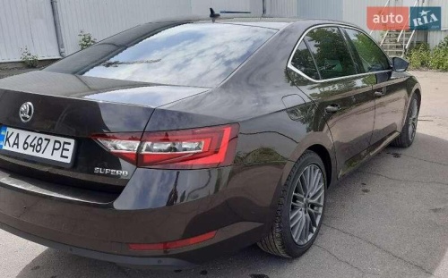 Skoda Superb 2016