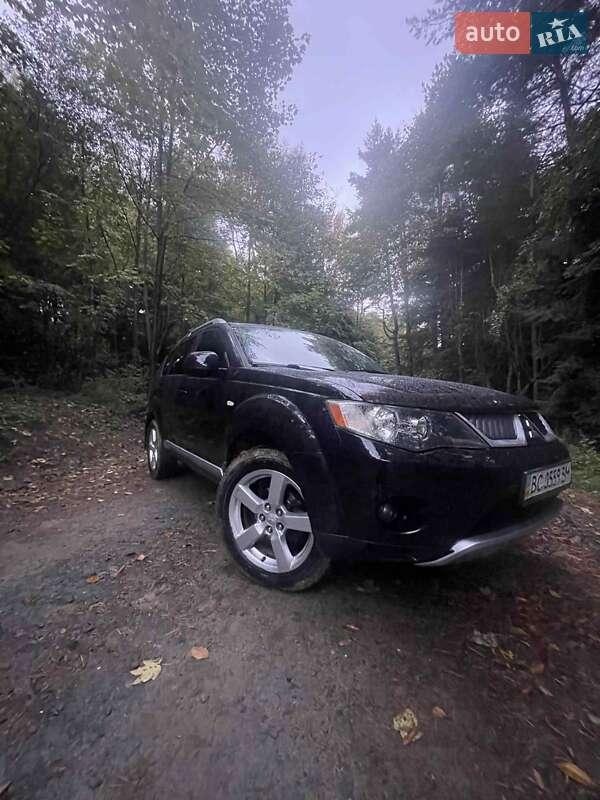 Mitsubishi Outlander XL 2008
