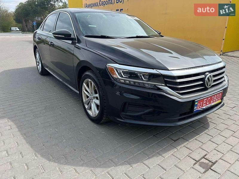 Volkswagen Passat 2021