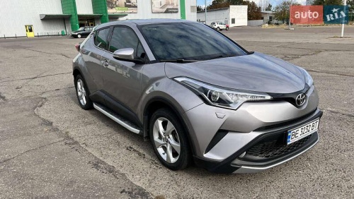 Toyota C-HR 2016