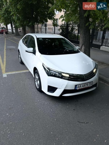 Toyota Corolla 2015