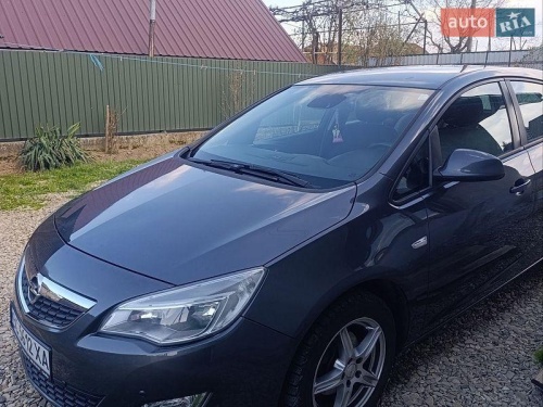 Opel Astra 2010
