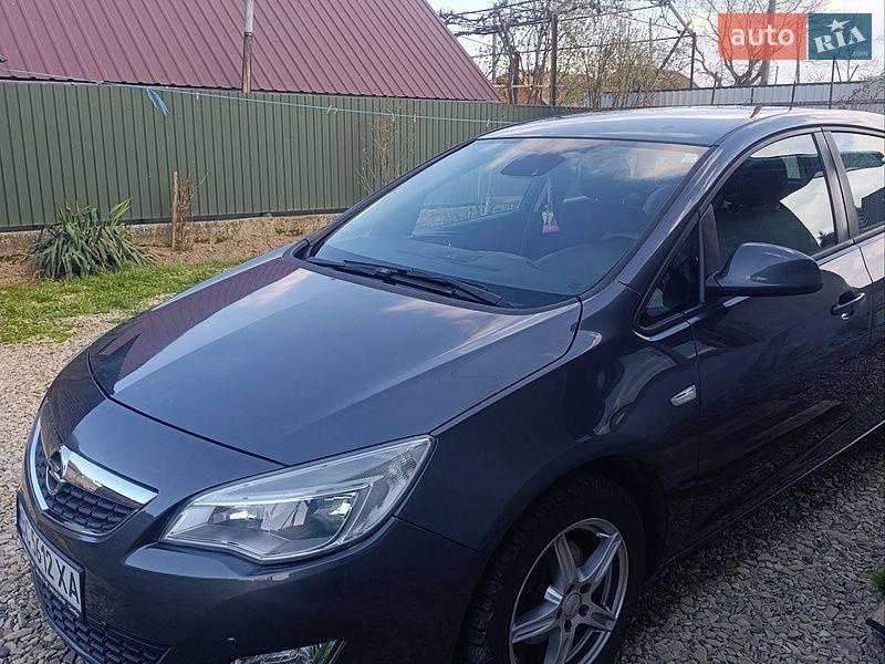 Opel Astra 2010