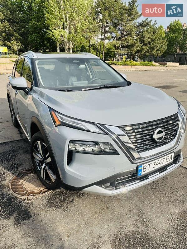 Nissan Rogue 2023