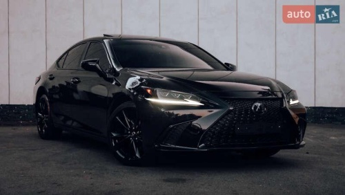 Lexus ES 2019