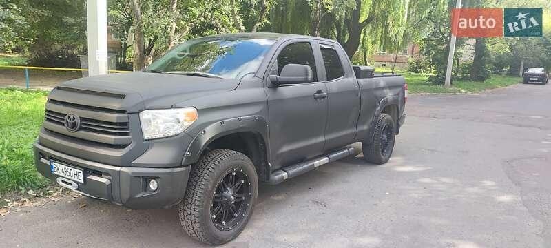 Toyota Tundra 2017