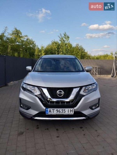 Nissan Rogue 2020