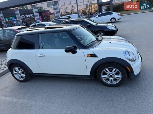 MINI Cooper 2013