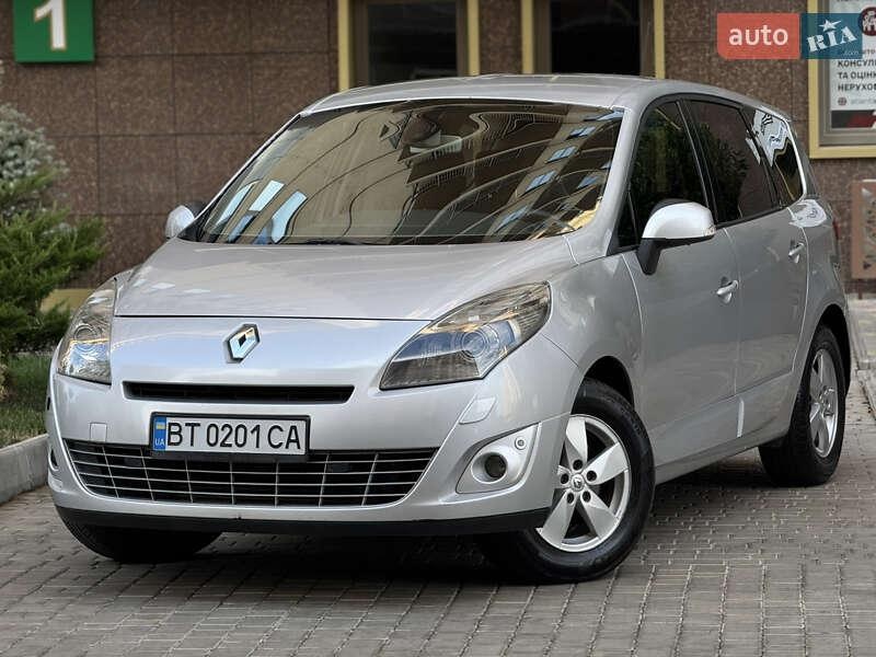Renault Scenic 2011