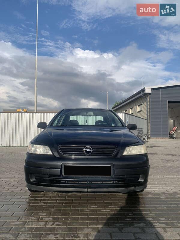 Opel Astra 2008