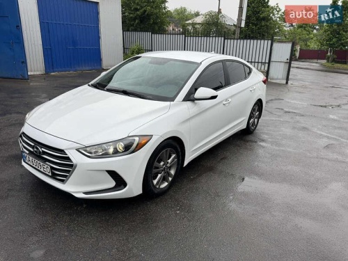 Hyundai Elantra 2017