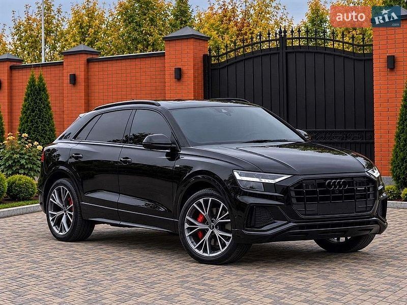Audi Q8 2021
