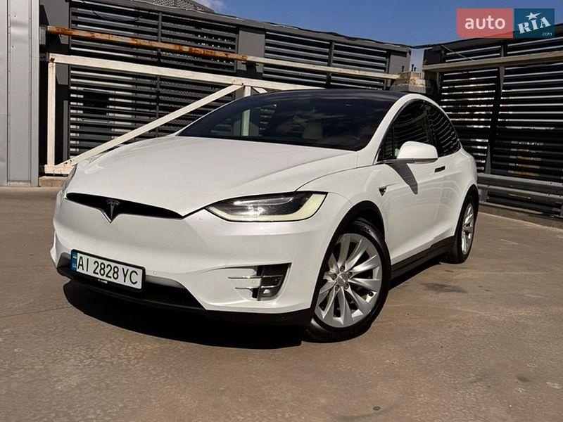 Tesla Model X 2017