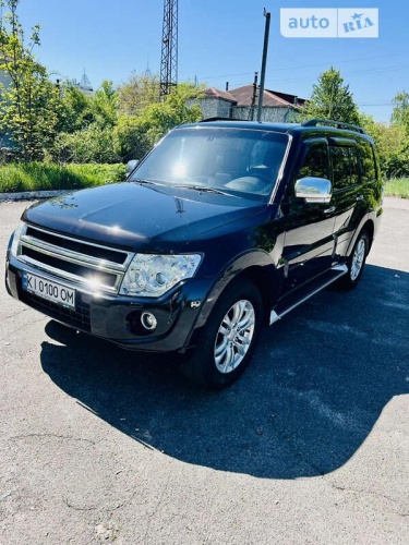 Mitsubishi Pajero Wagon 2014