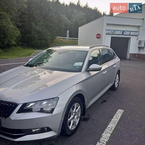 Skoda Superb 2016