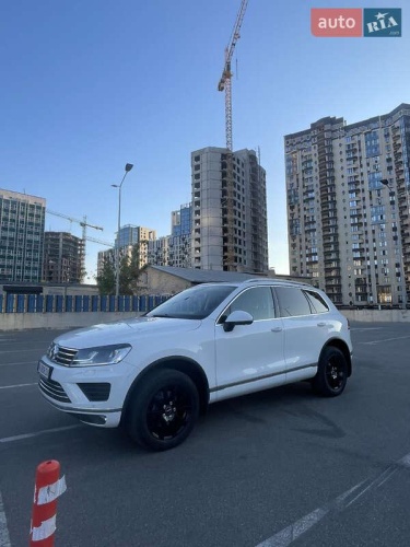 Volkswagen Touareg 2015