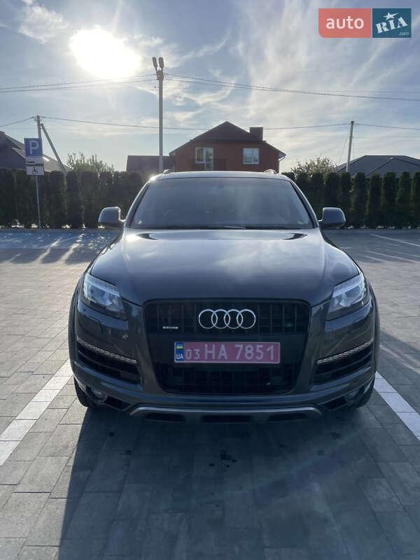 Audi Q7 2015