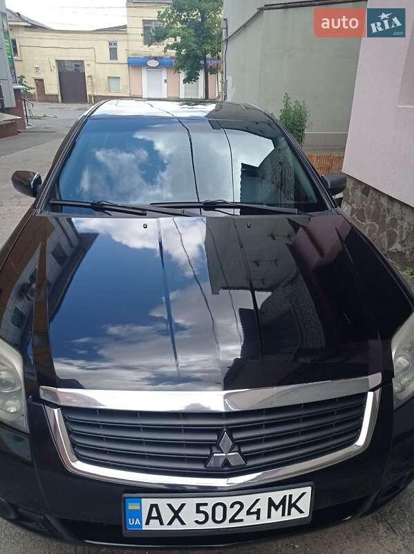 Mitsubishi Galant 2008