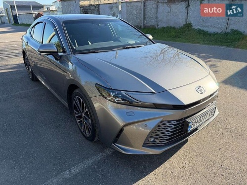Toyota Camry 2024