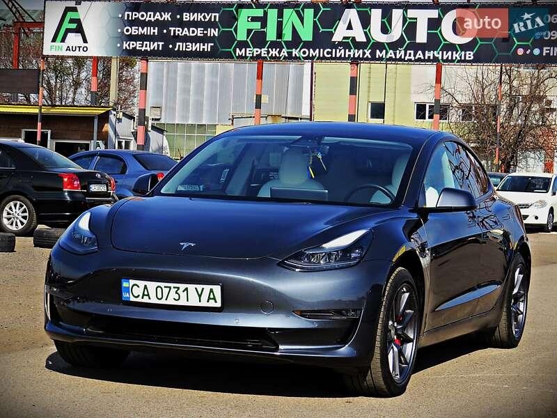 Tesla Model 3 2021