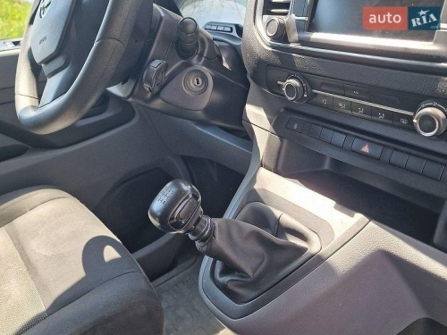 Opel Vivaro 2020